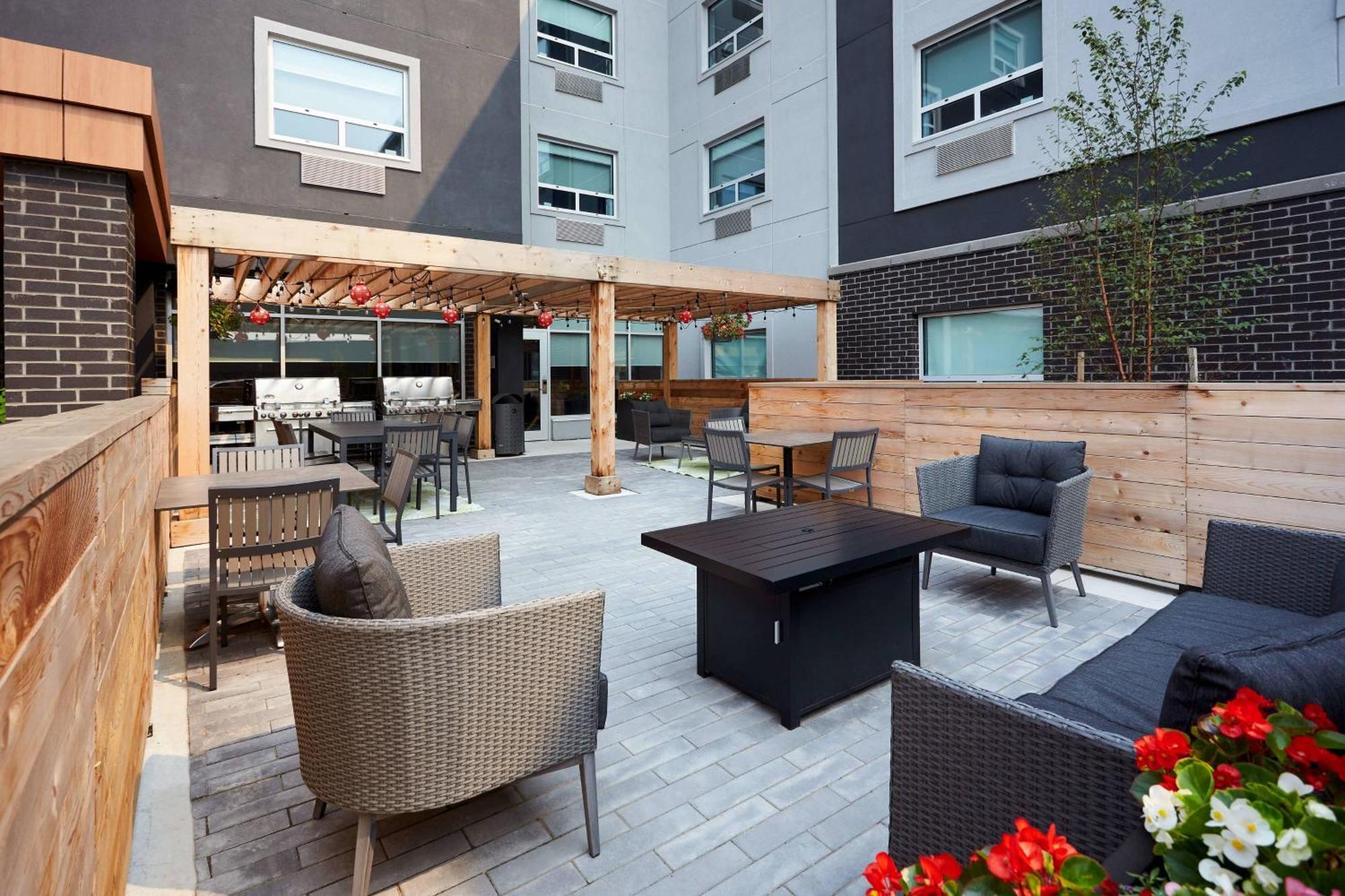 Towneplace Suites By Marriott Hamilton Exterior foto