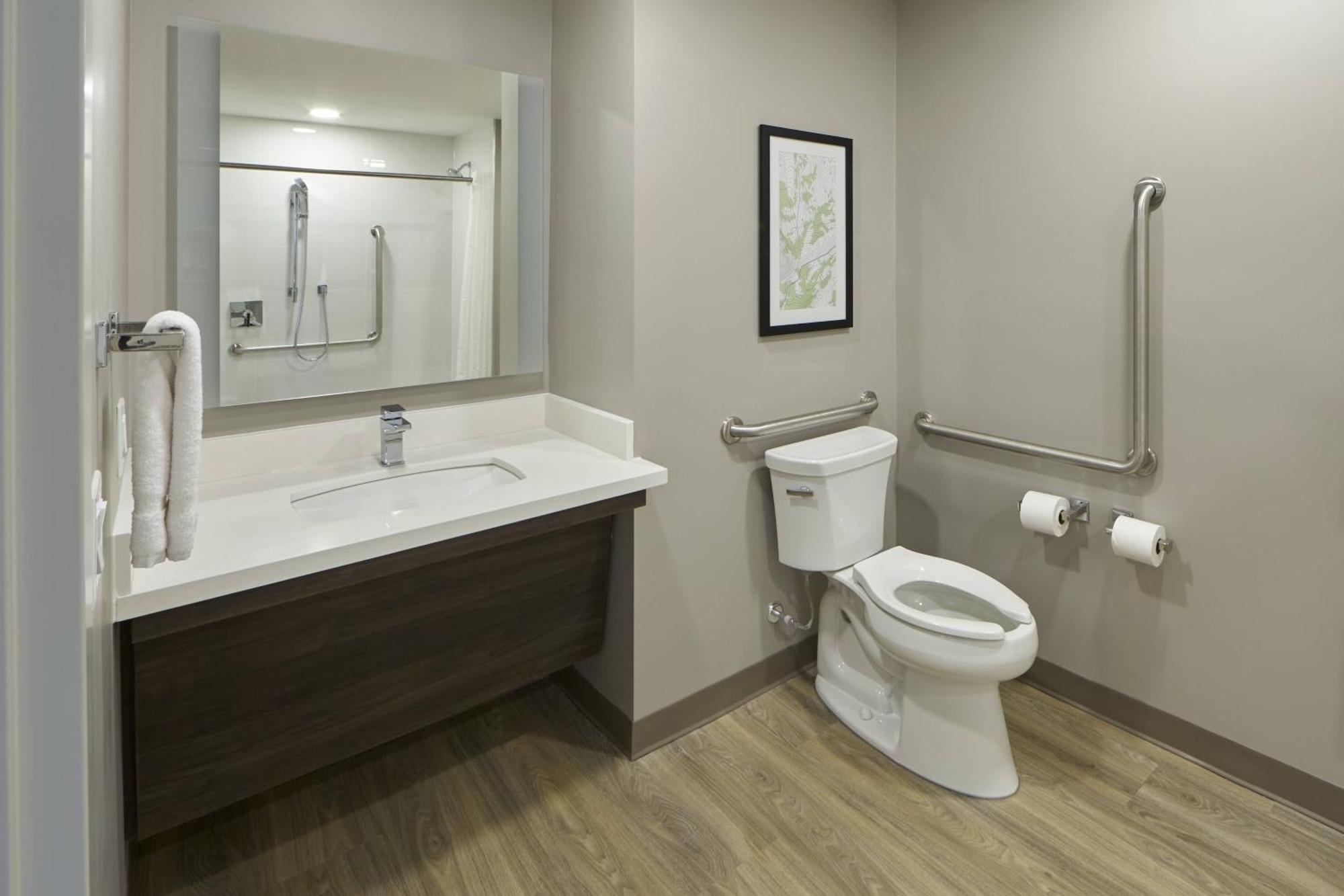 Towneplace Suites By Marriott Hamilton Exterior foto