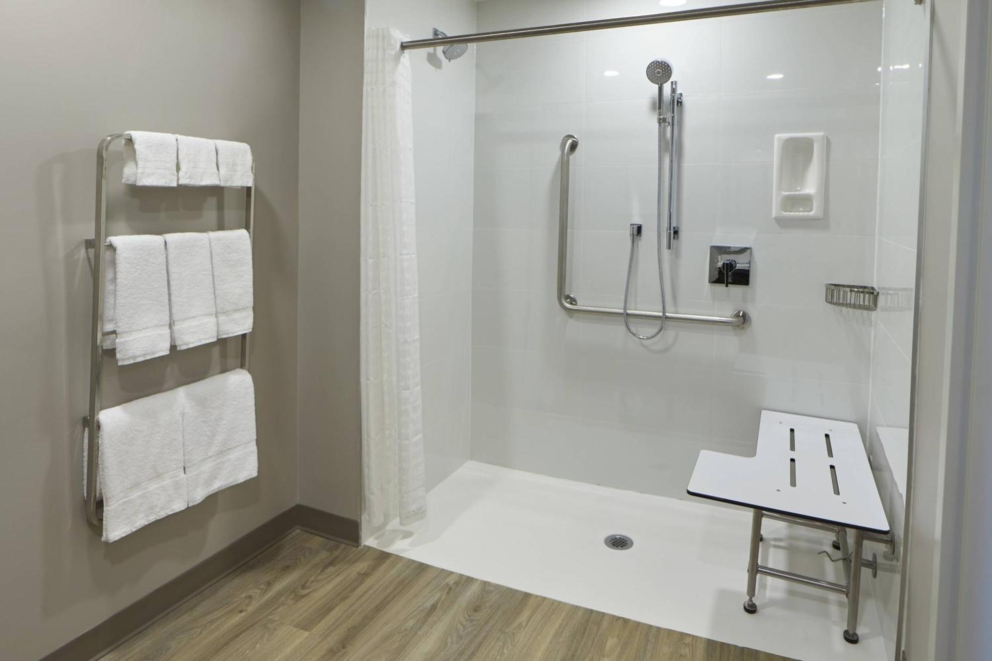 Towneplace Suites By Marriott Hamilton Exterior foto